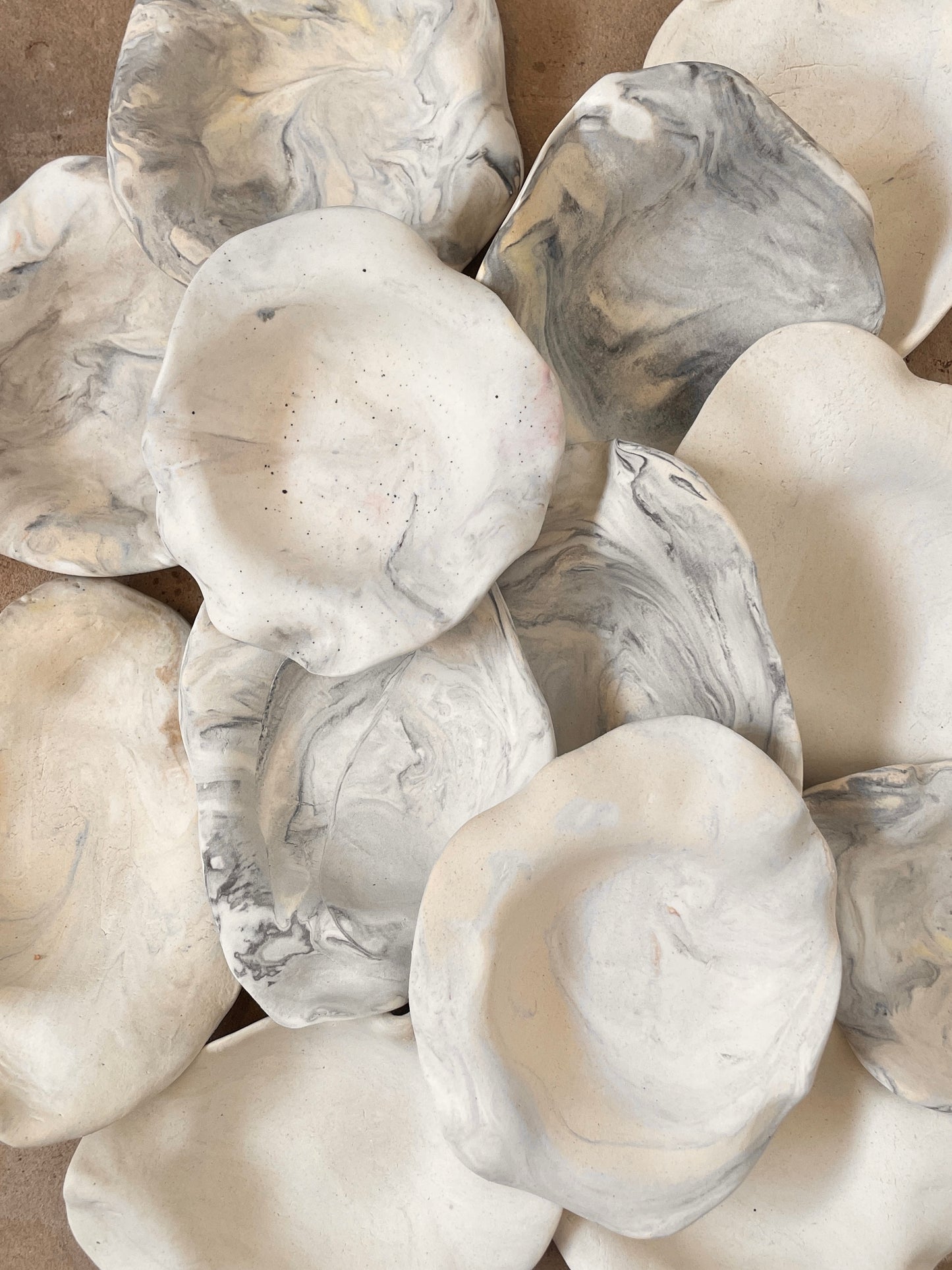 RECLAIMED OYSTER TRAY