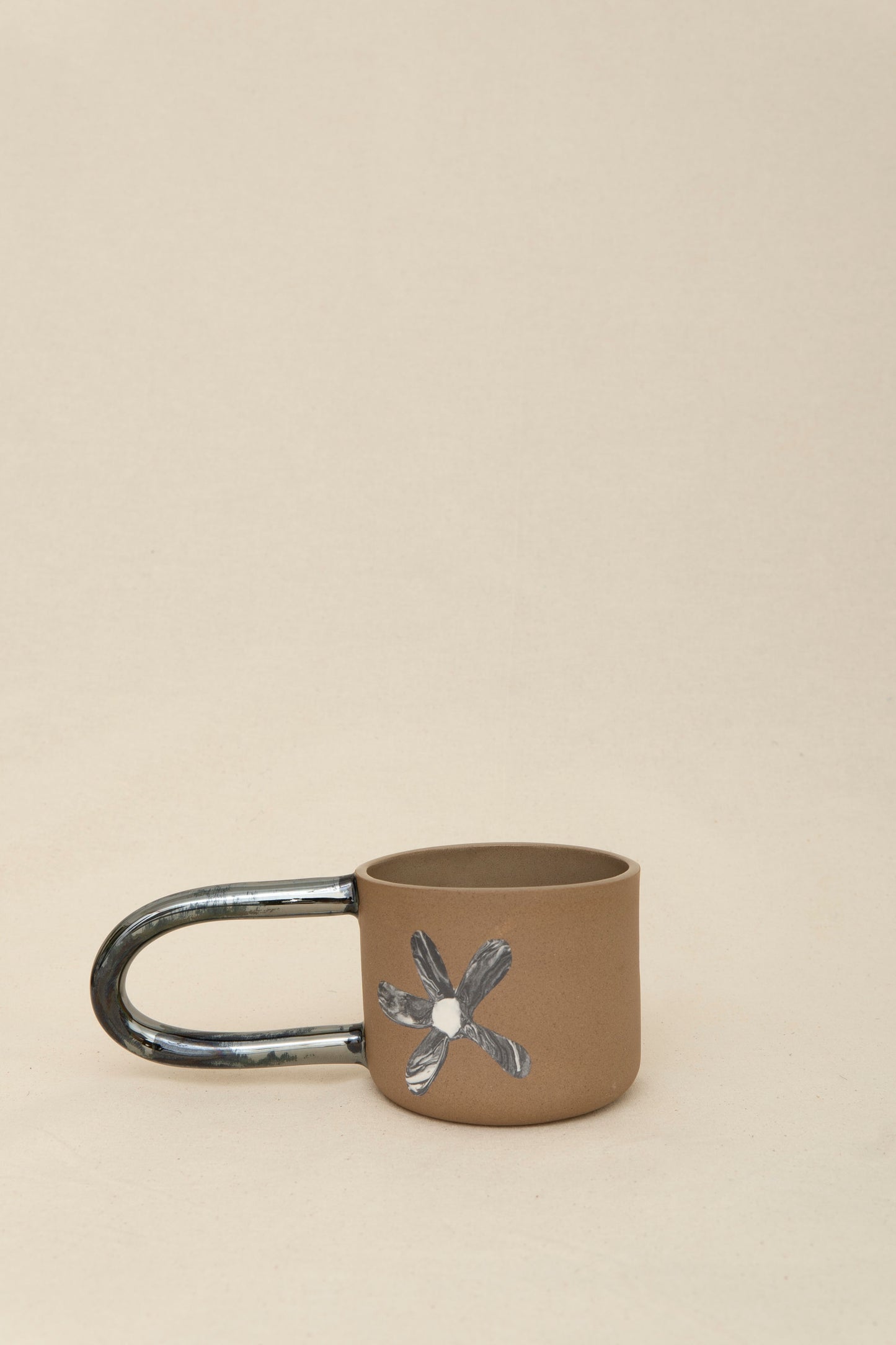 FLOWER MUG