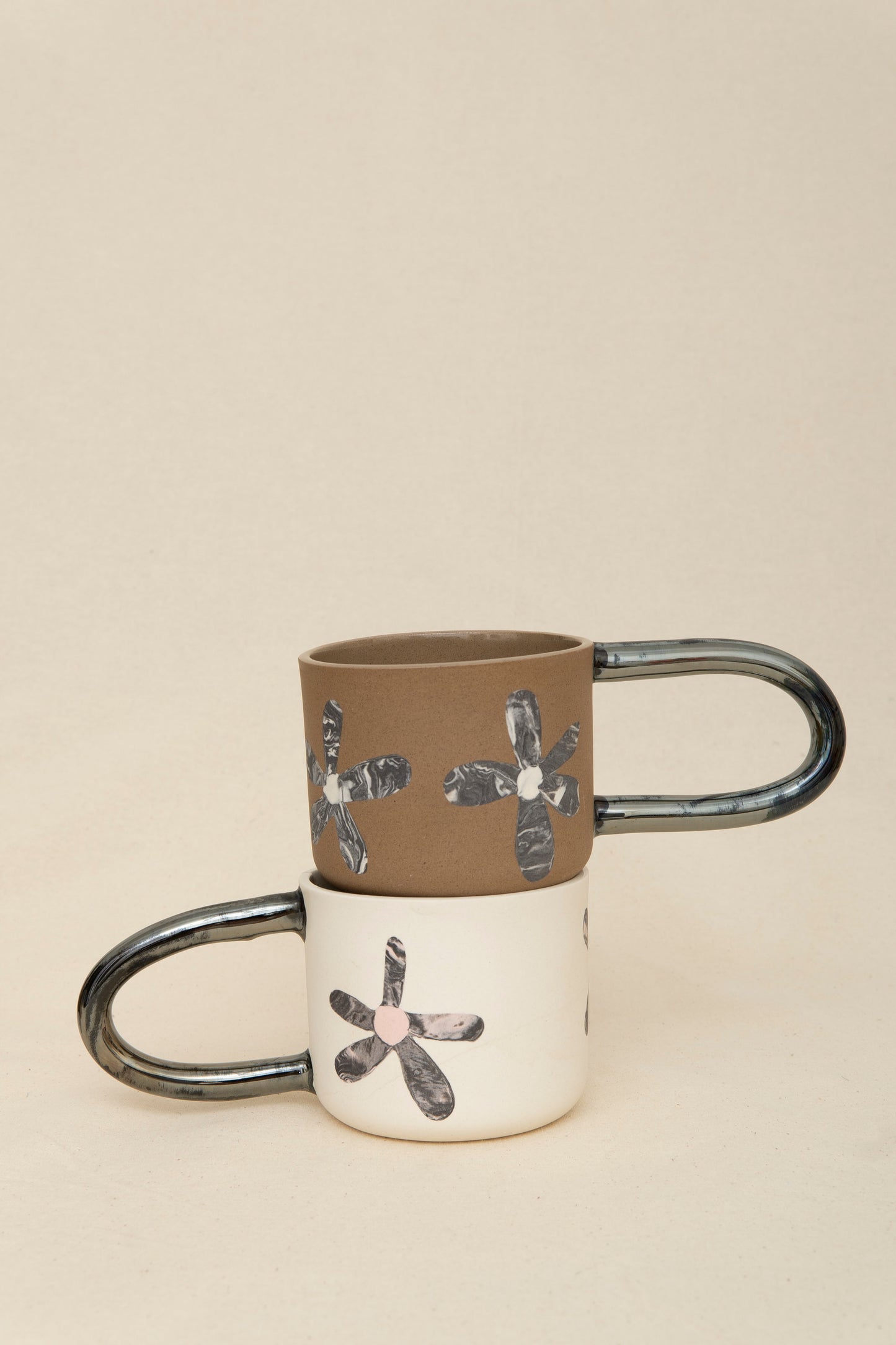 FLOWER MUG