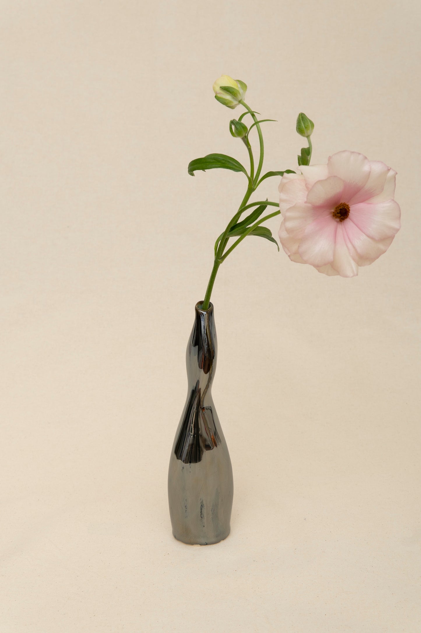 FEMME VASE 2