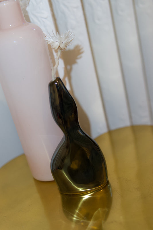 FEMME VASE 1