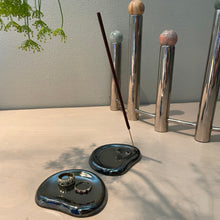 Load image into Gallery viewer, Pebble Incense Tray
