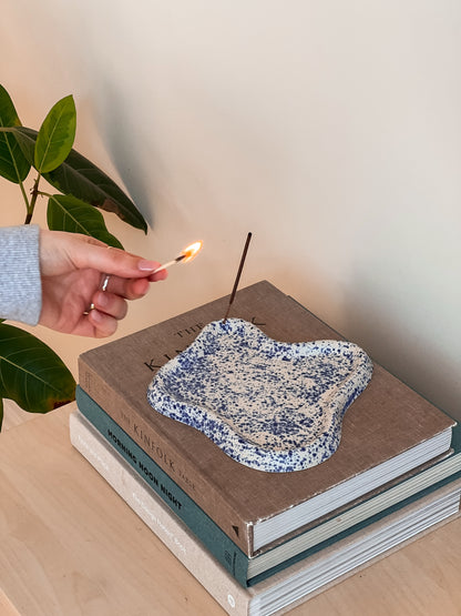 CATCH-ALL INCENSE TRAY