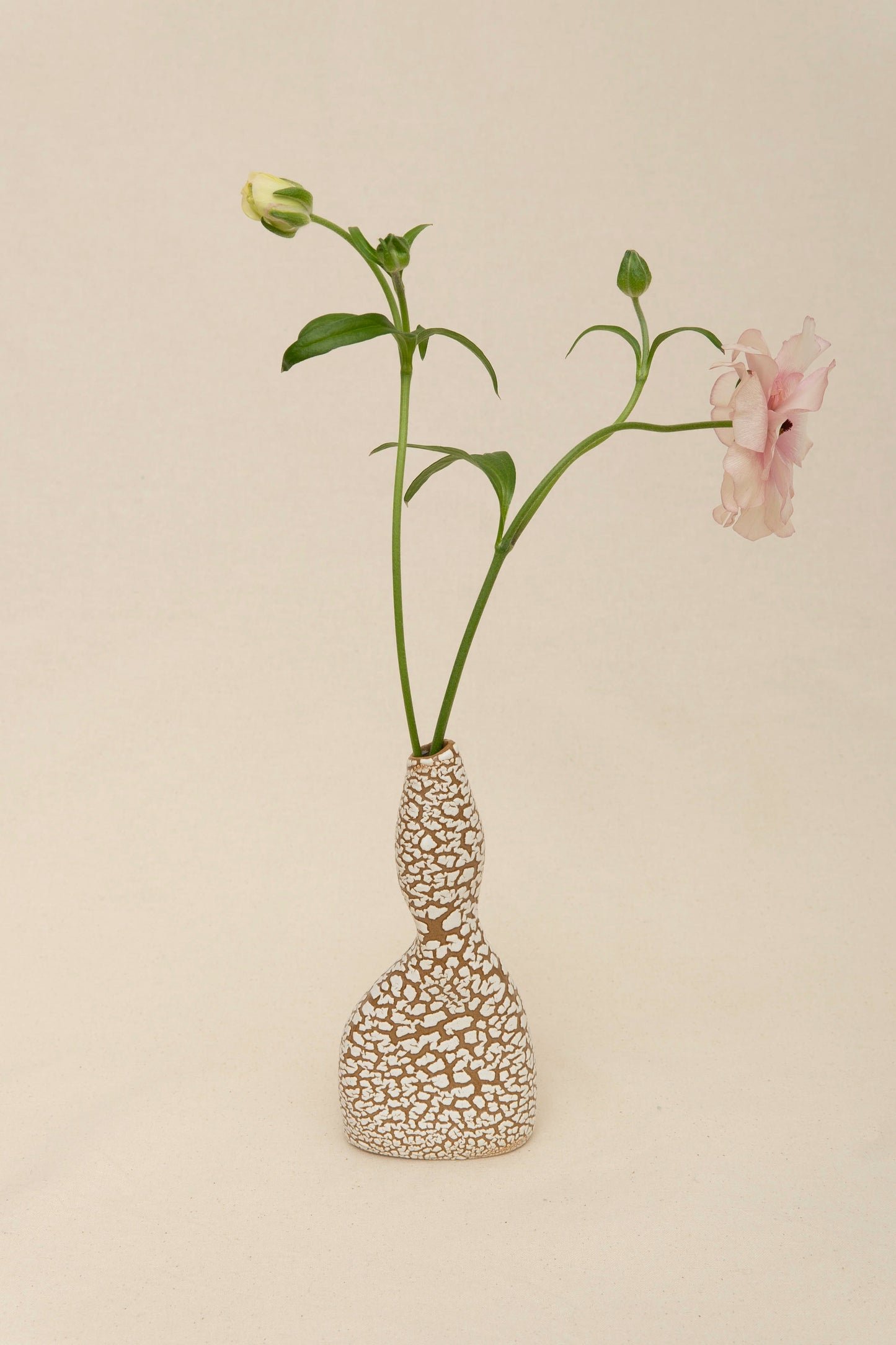 FEMME VASE 1