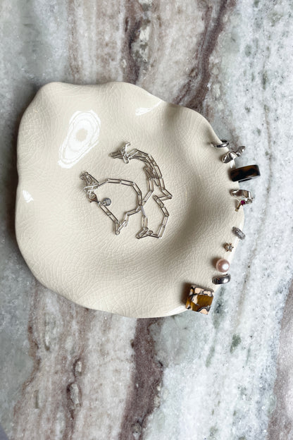 RETRO ORANGE STUD CATCHER
