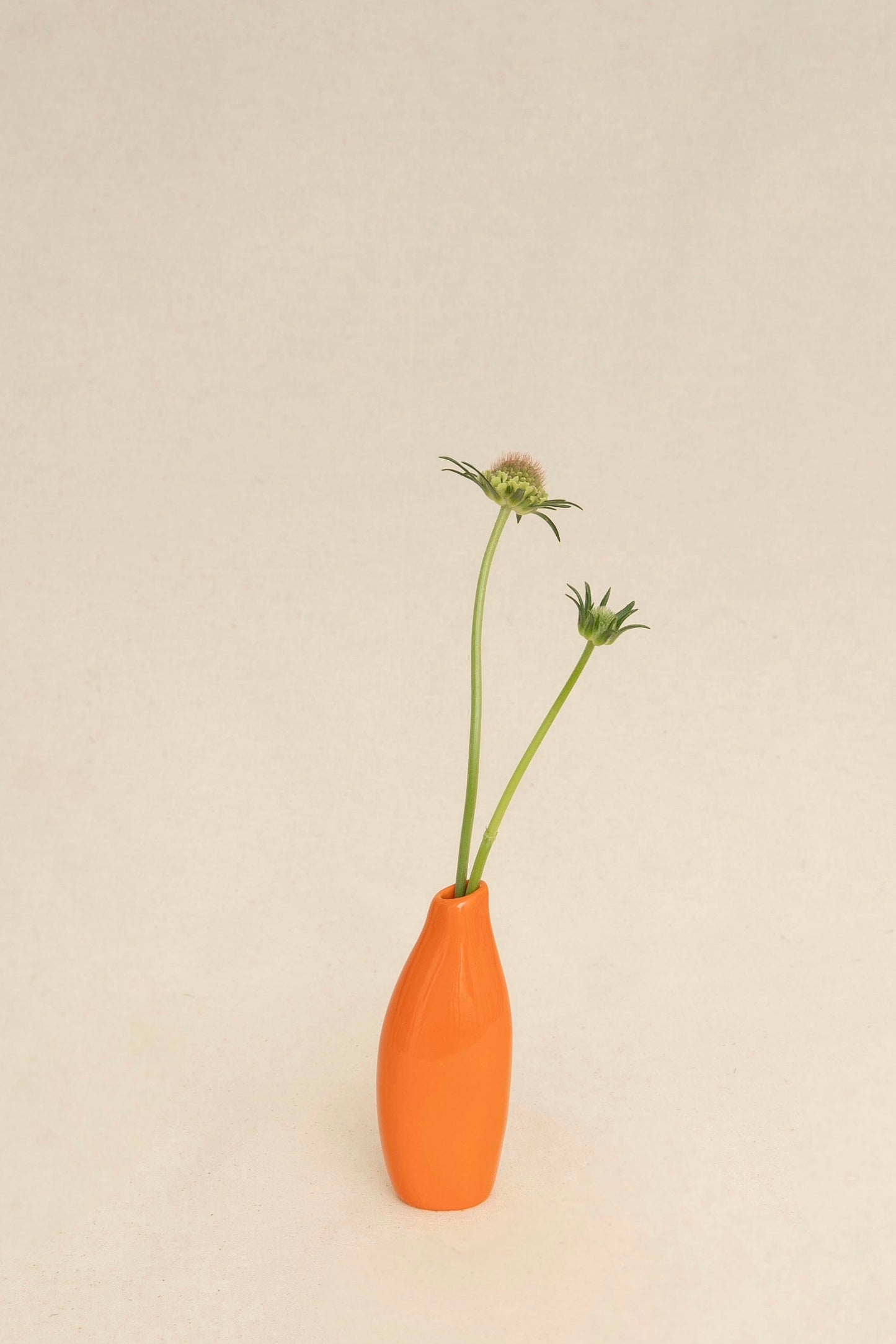 BUD VASE 1