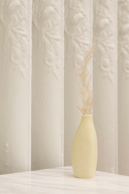 BUD VASE 1