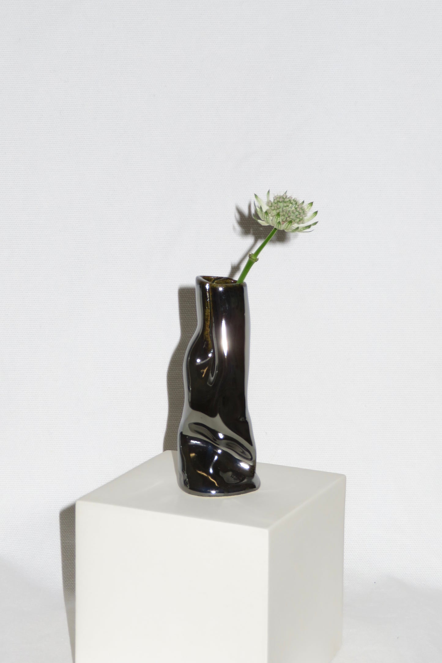 Mini Bud Vase Black Mirror