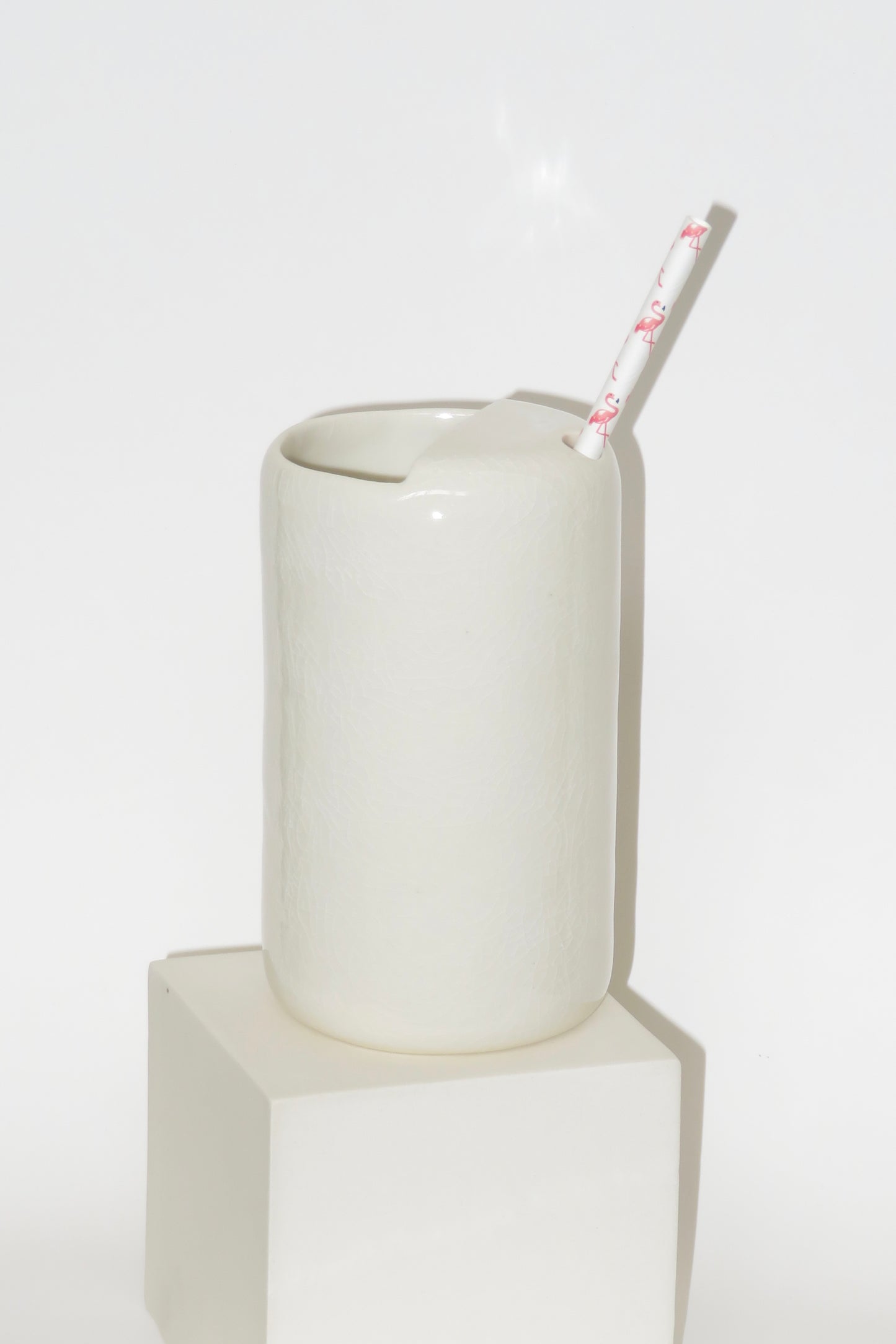 TRAVEL MUG