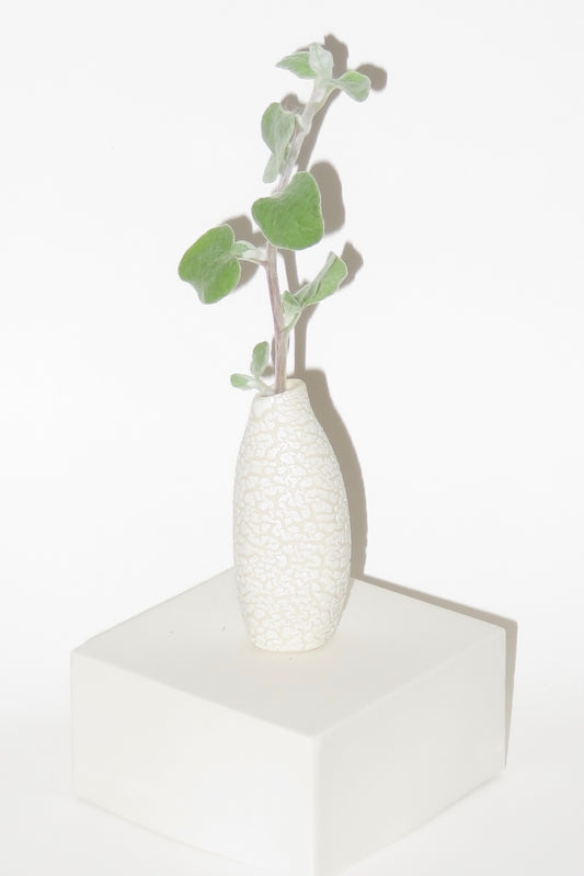 BUD VASE 1