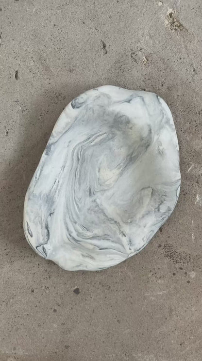 RECLAIMED OYSTER TRAY