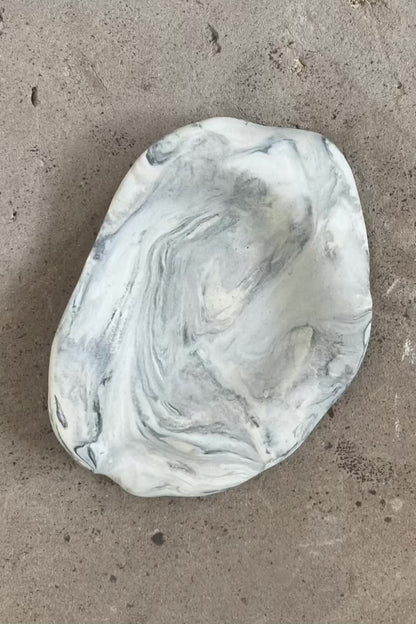 RECLAIMED OYSTER TRAY